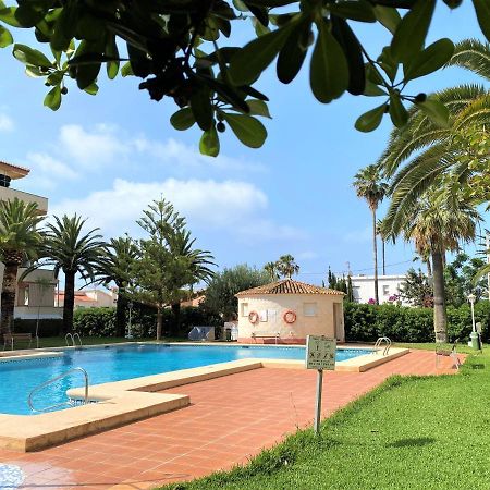 La Marina VYB frente al mar Denia Exterior foto