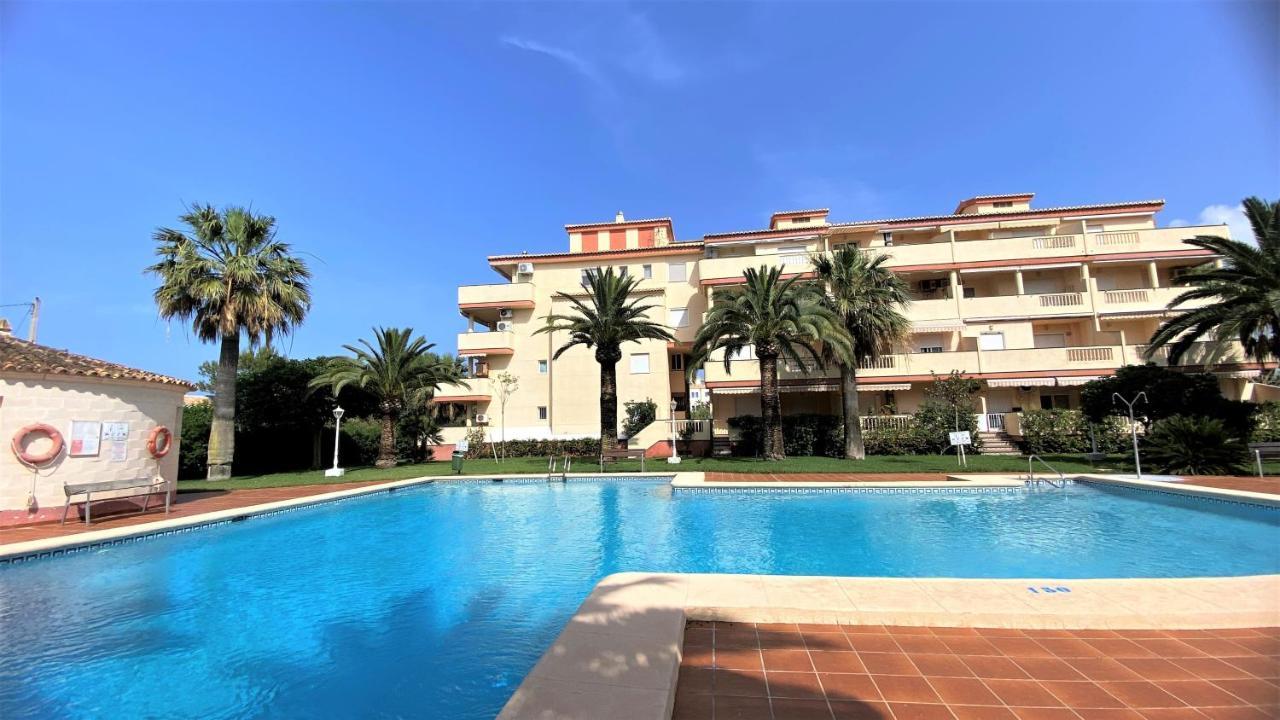 La Marina VYB frente al mar Denia Exterior foto